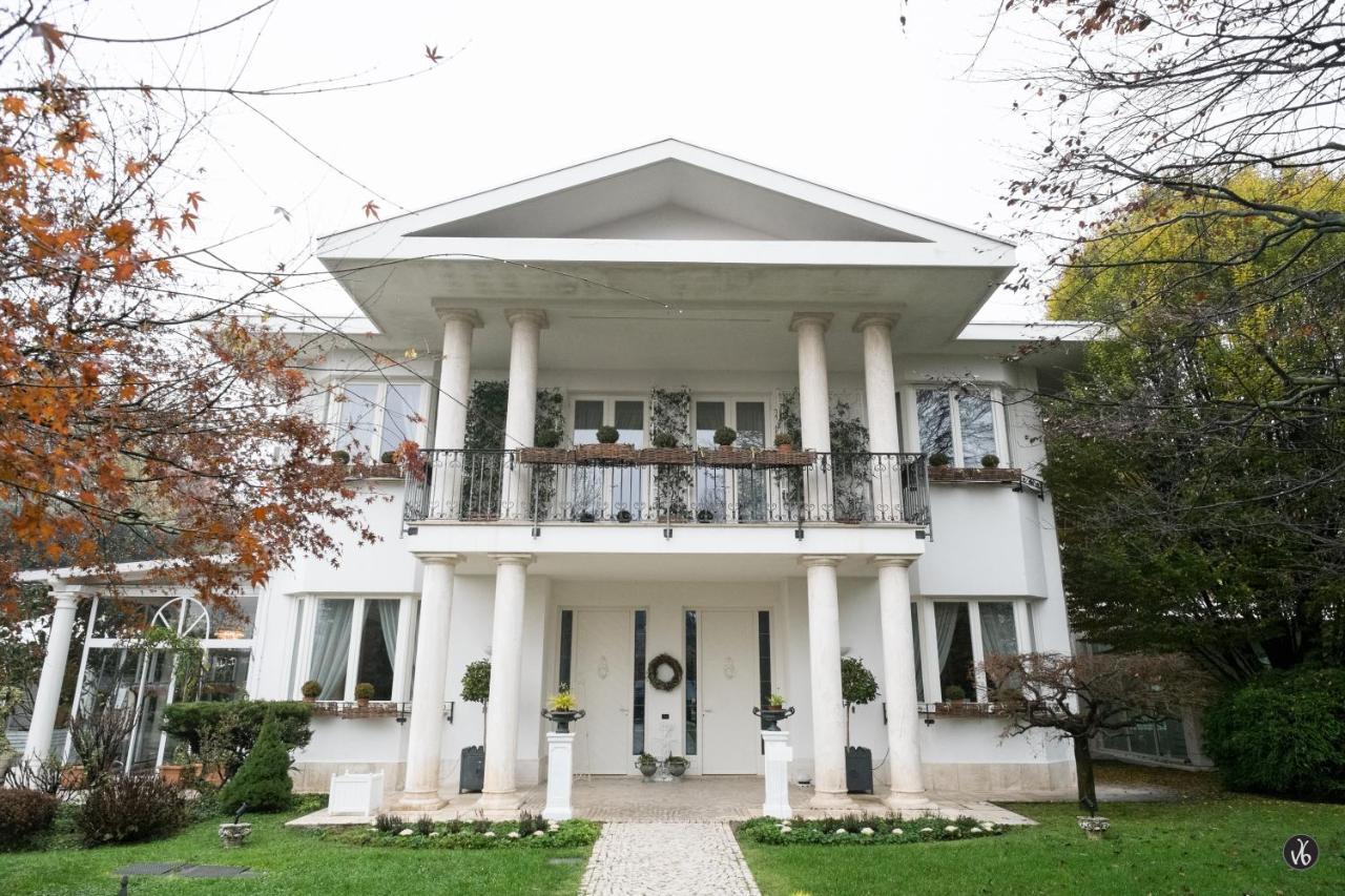 Villa Patrizia Magnago Kültér fotó